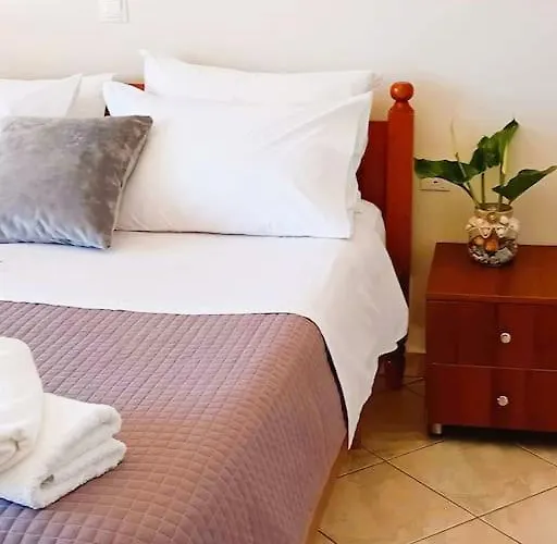 Sea Side Serenity 6